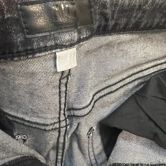 Kut from the Kloth straight leg Melissa Jeans - Picture 5 of 5